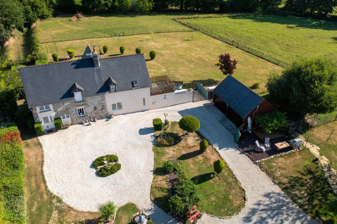 Maison La Touchardiere Barenton 外观 照片