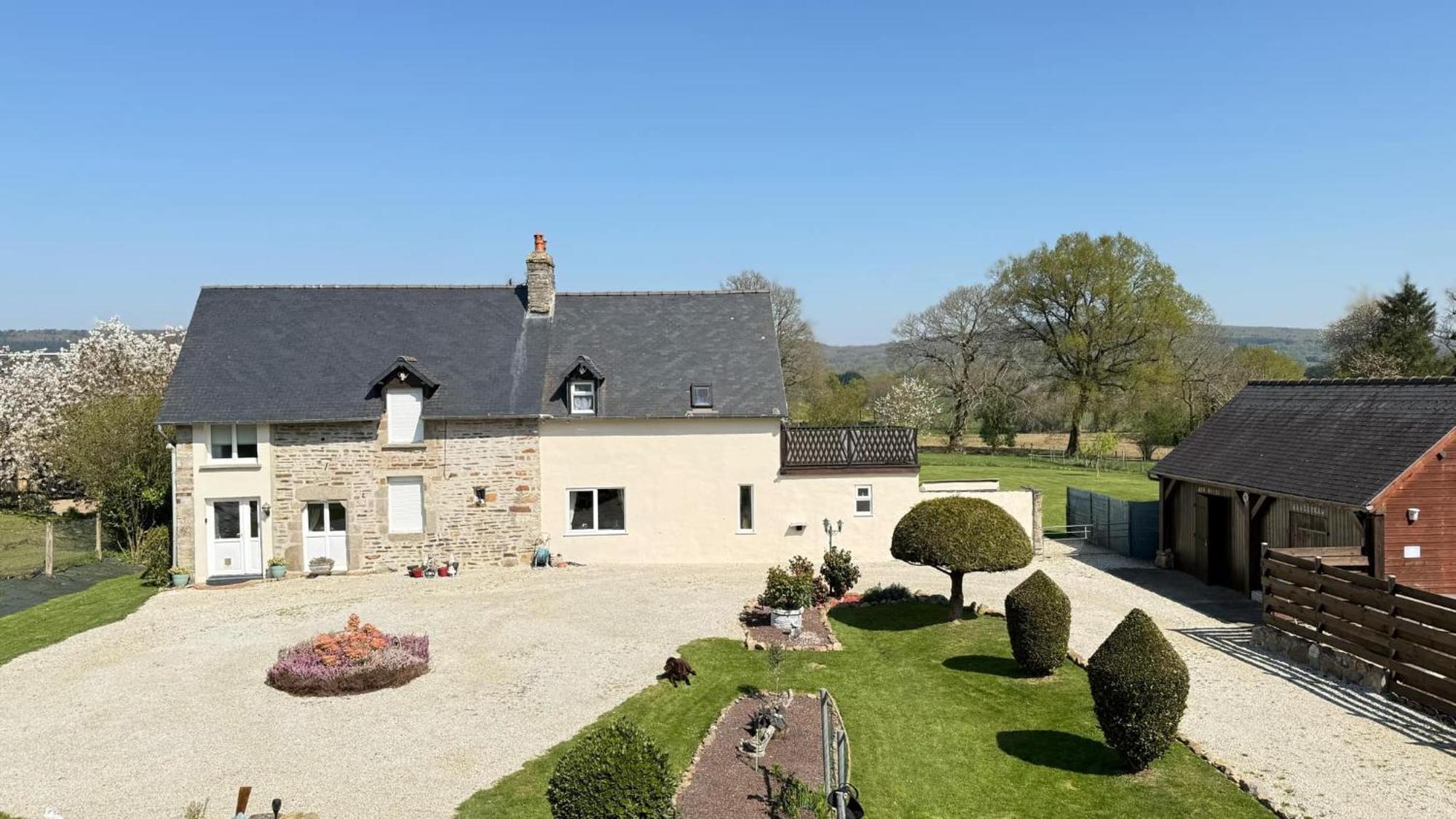 Maison La Touchardiere Barenton 外观 照片